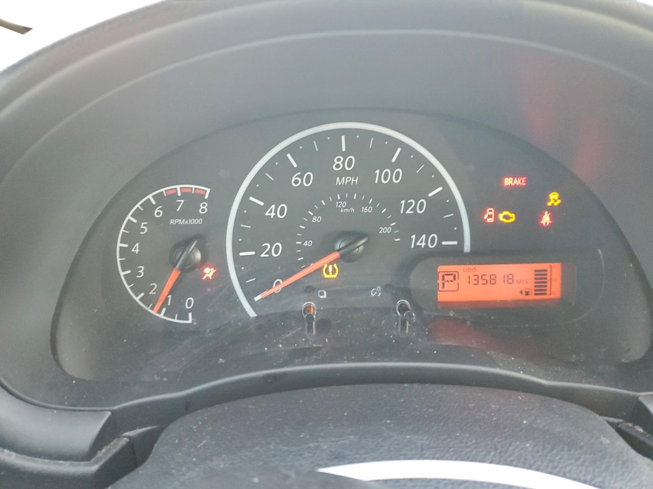 2019 NISSAN VERSA S photo 9