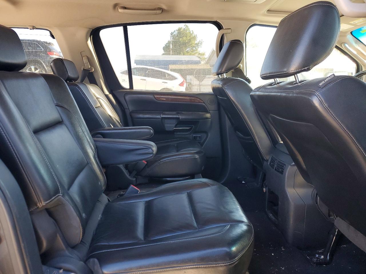 2010 NISSAN ARMADA PLATINUM photo 11