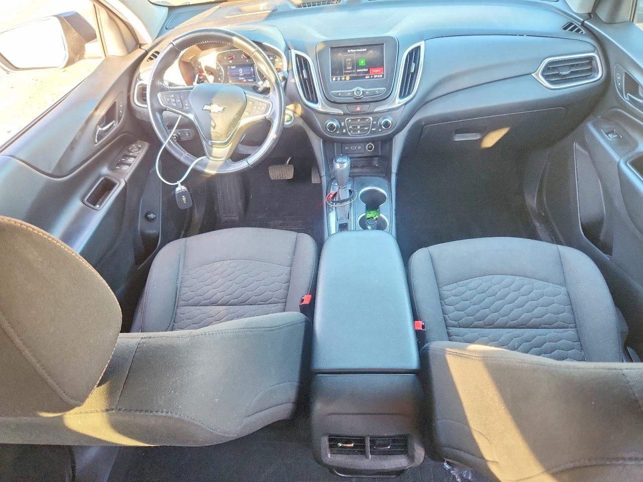 2021 CHEVROLET EQUINOX LT photo 8