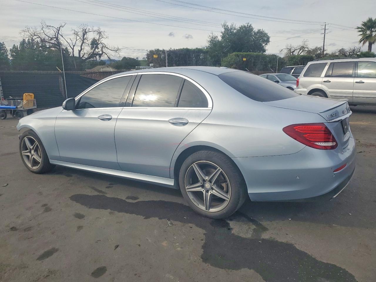 2017 MERCEDES-BENZ E 300 photo 3