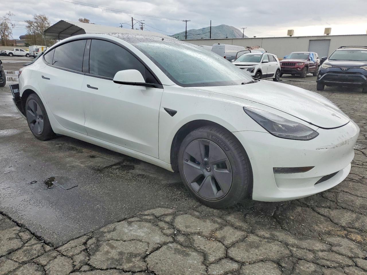 2022 TESLA MODEL 3 photo 4