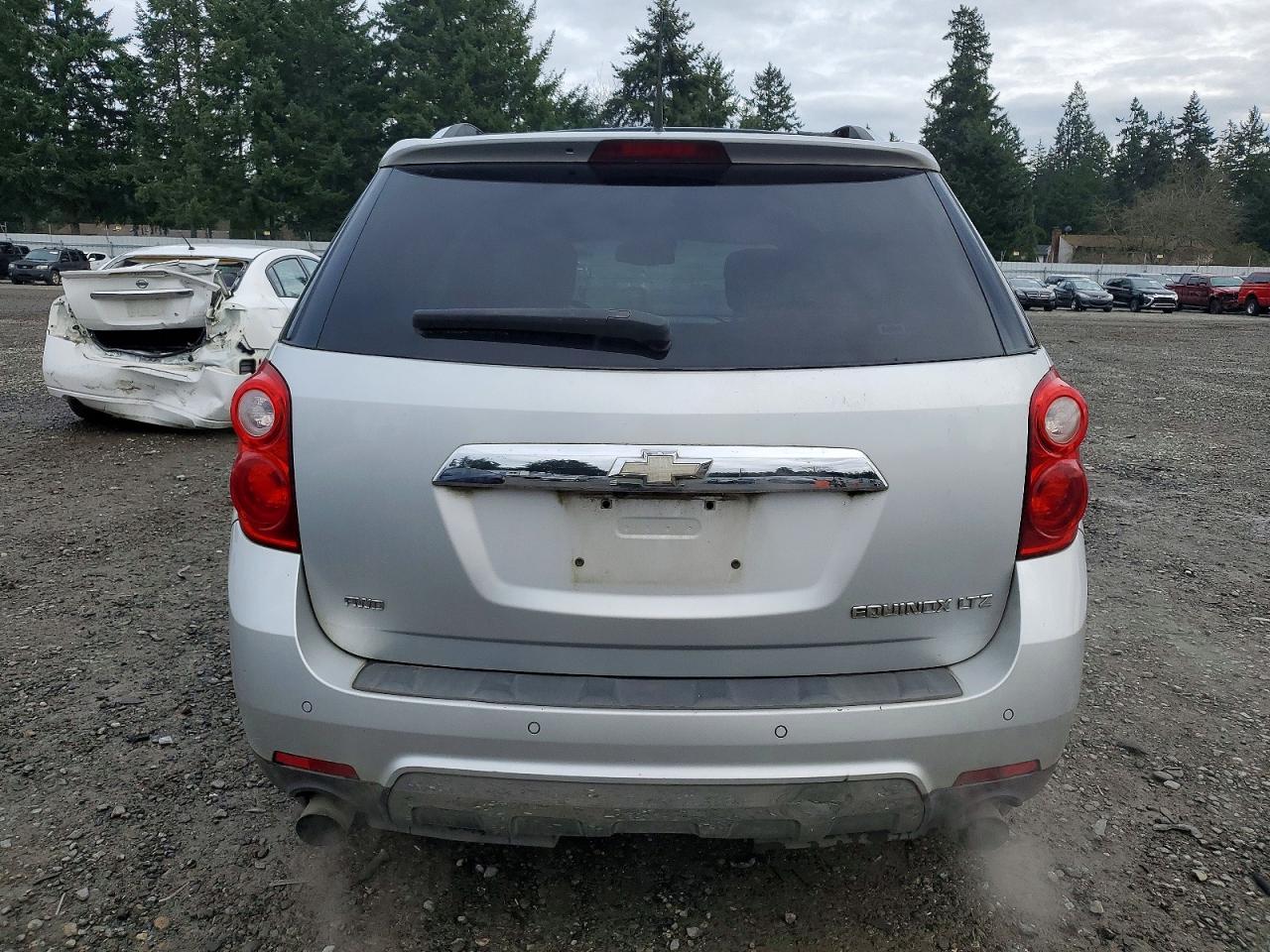 2010 CHEVROLET EQUINOX LTZ photo 6