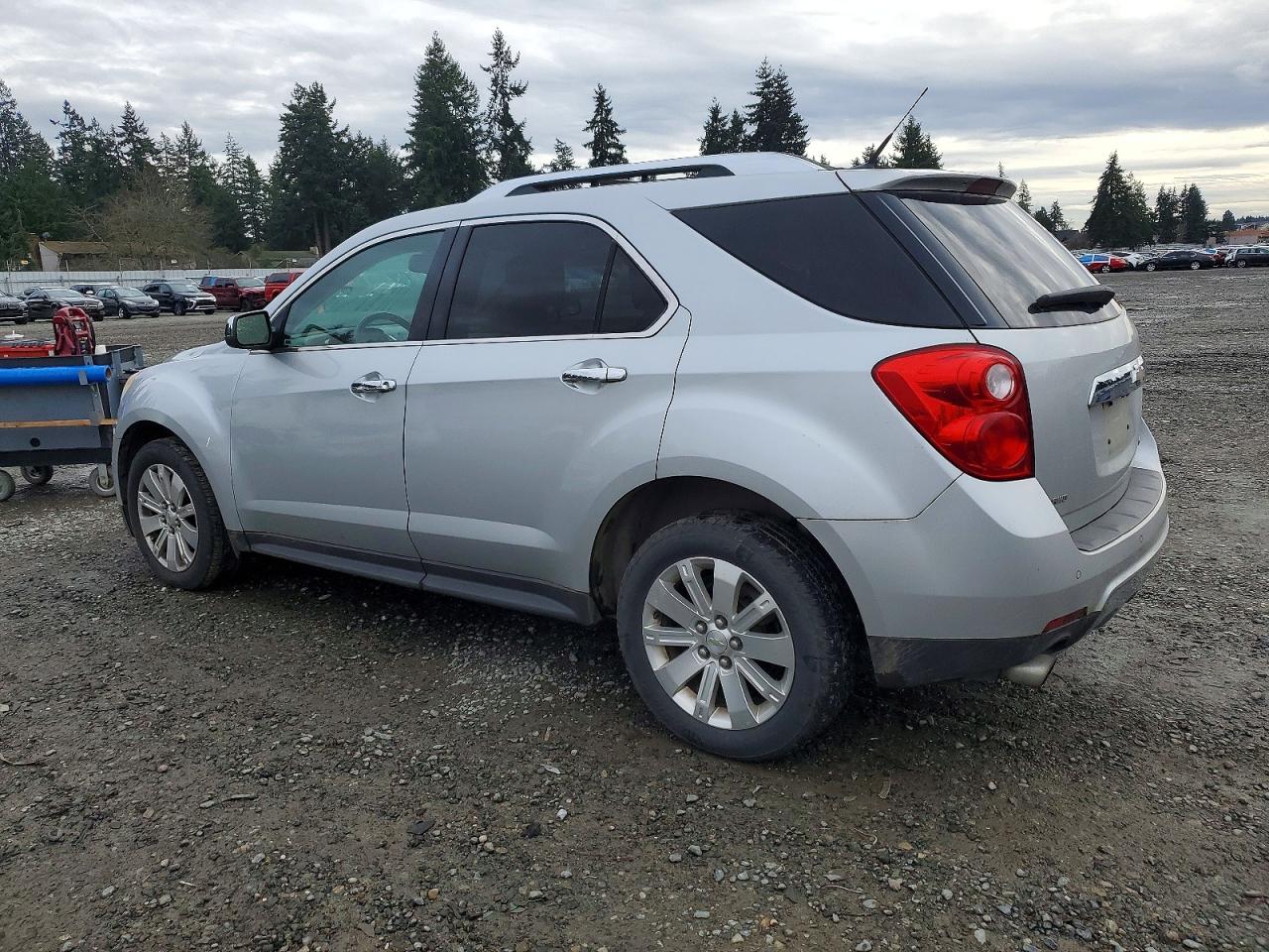 2010 CHEVROLET EQUINOX LTZ photo 2