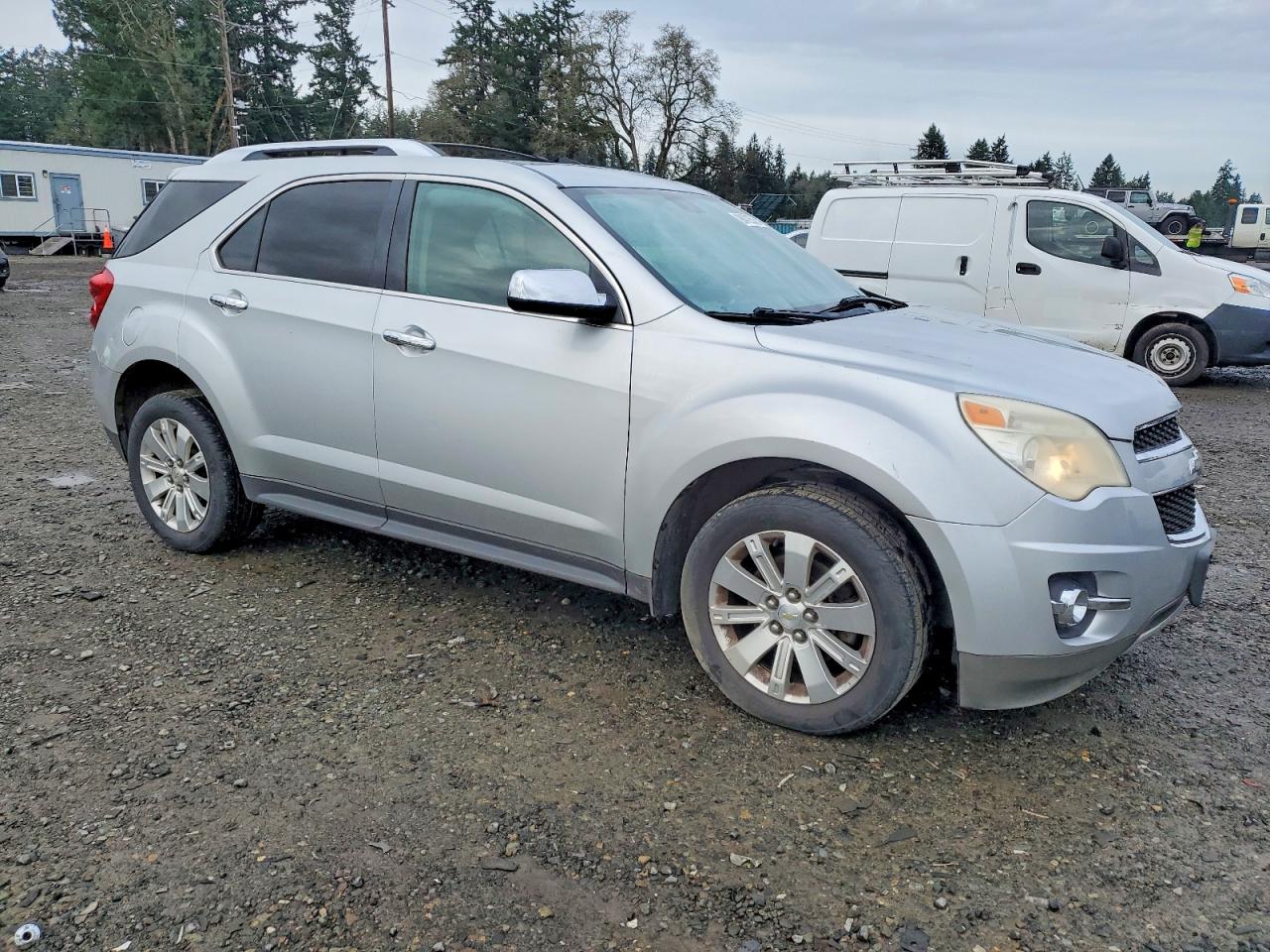 2010 CHEVROLET EQUINOX LTZ photo 4