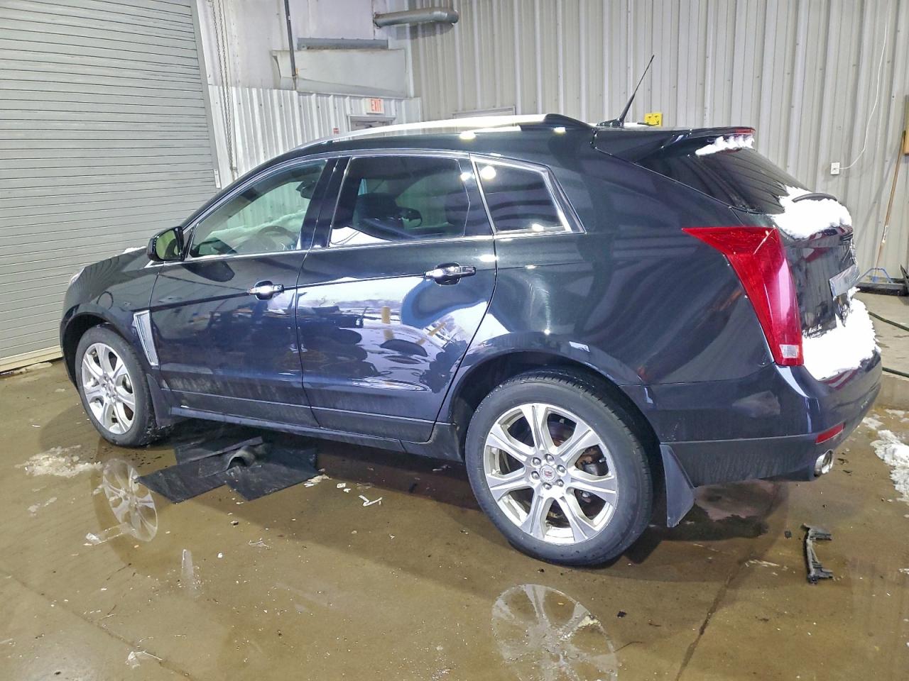 2013 CADILLAC SRX PERFORMANCE COLLECTION photo 2