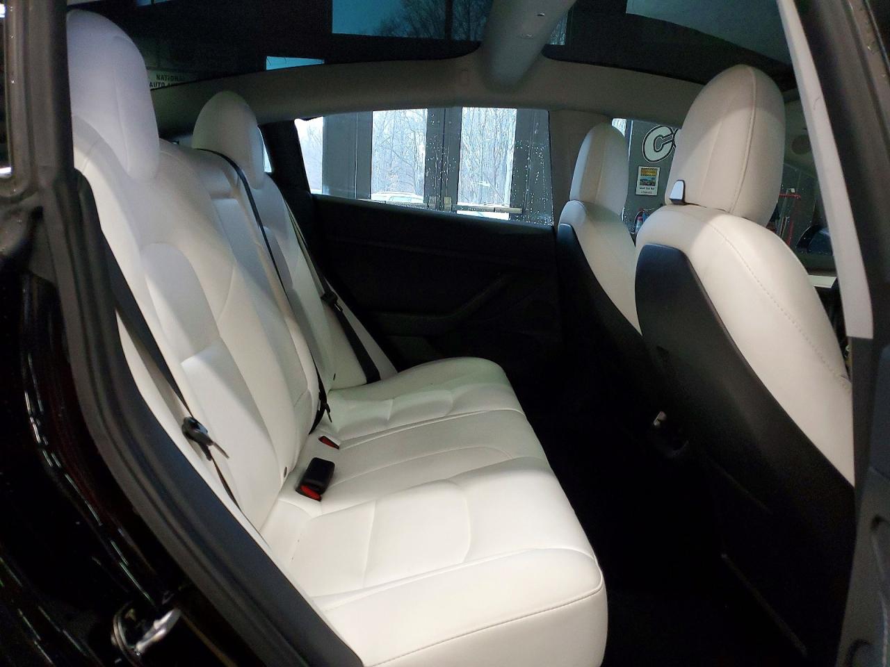 2022 TESLA MODEL 3 photo 10