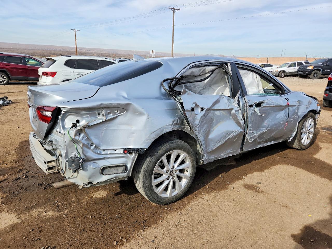 2024 TOYOTA CAMRY LE photo 5