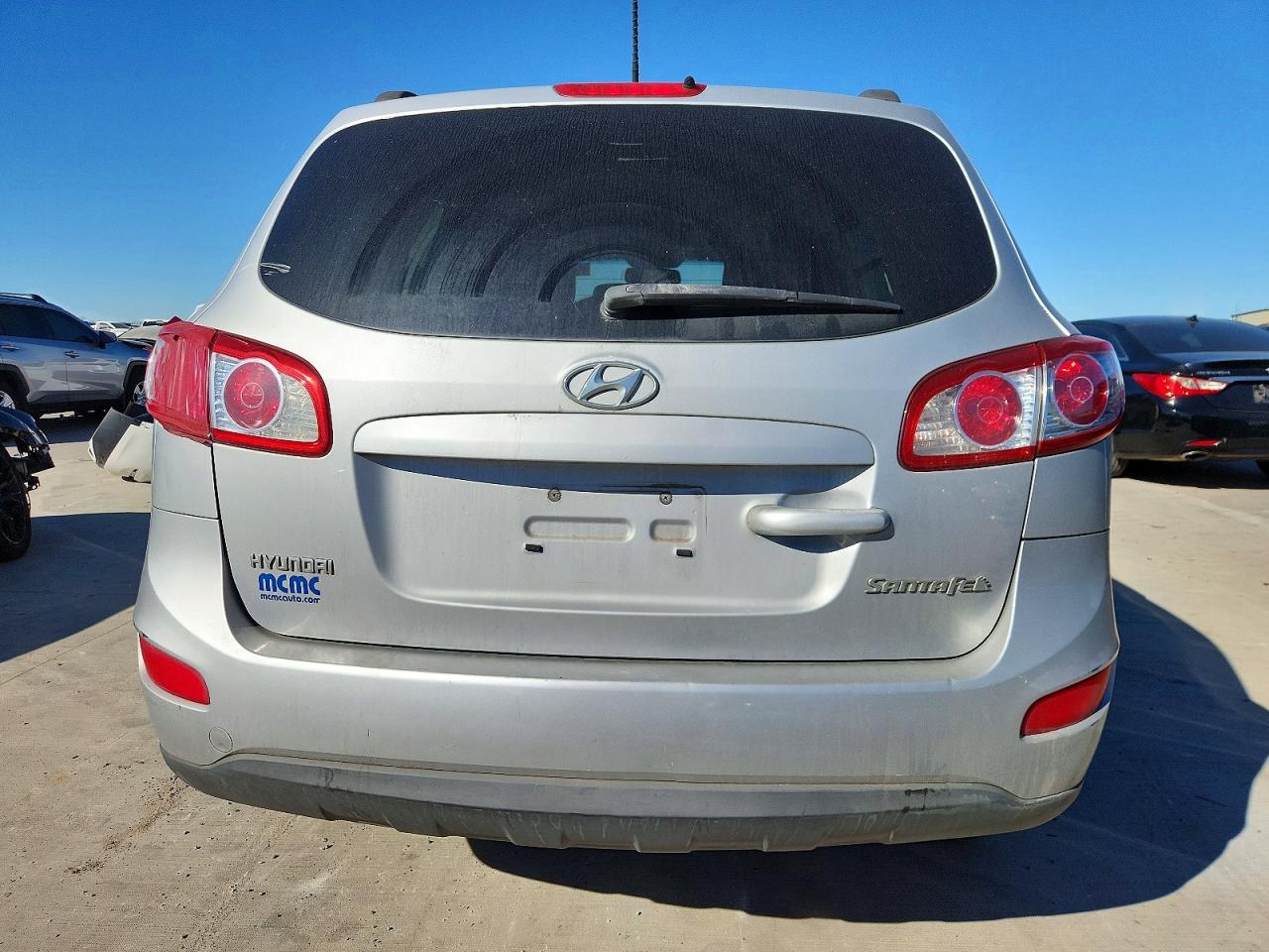2010 HYUNDAI SANTA FE GLS photo 6