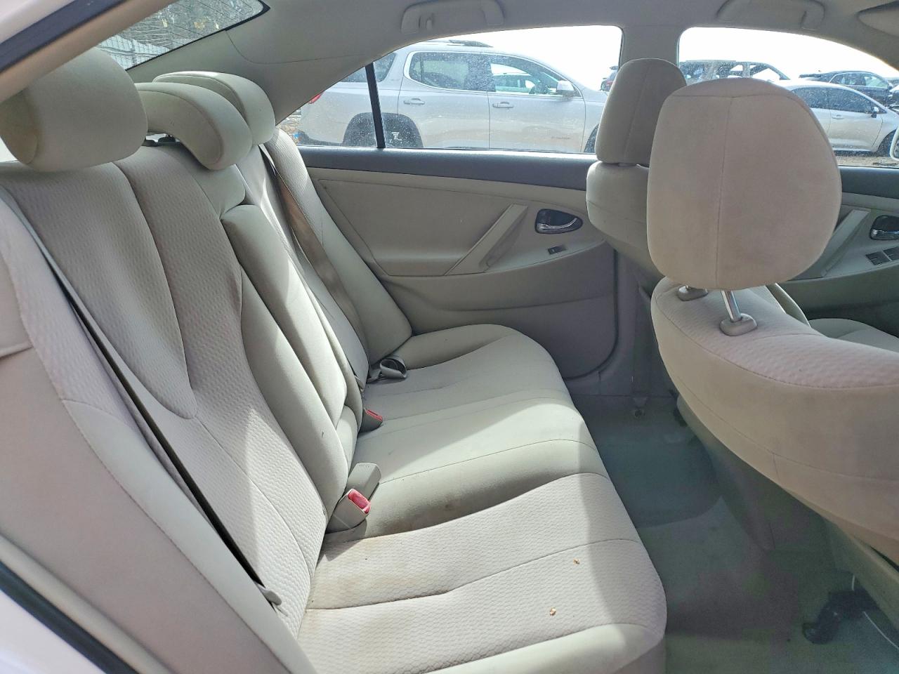 2011 TOYOTA CAMRY BASE photo 10