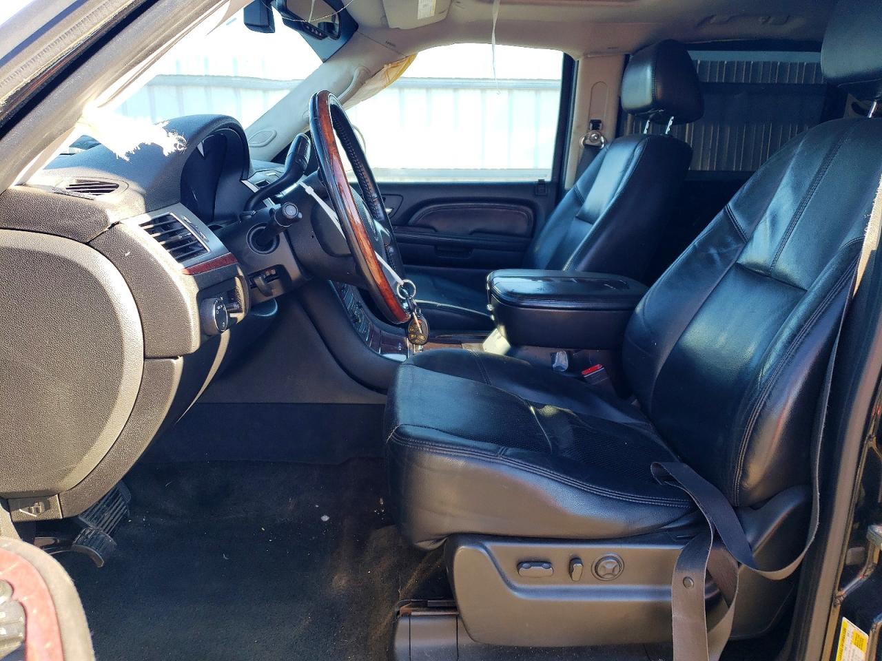 2007 CADILLAC ESCALADE ESV photo 7