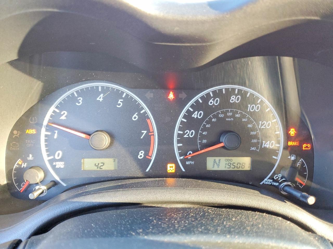 2013 TOYOTA COROLLA photo 9