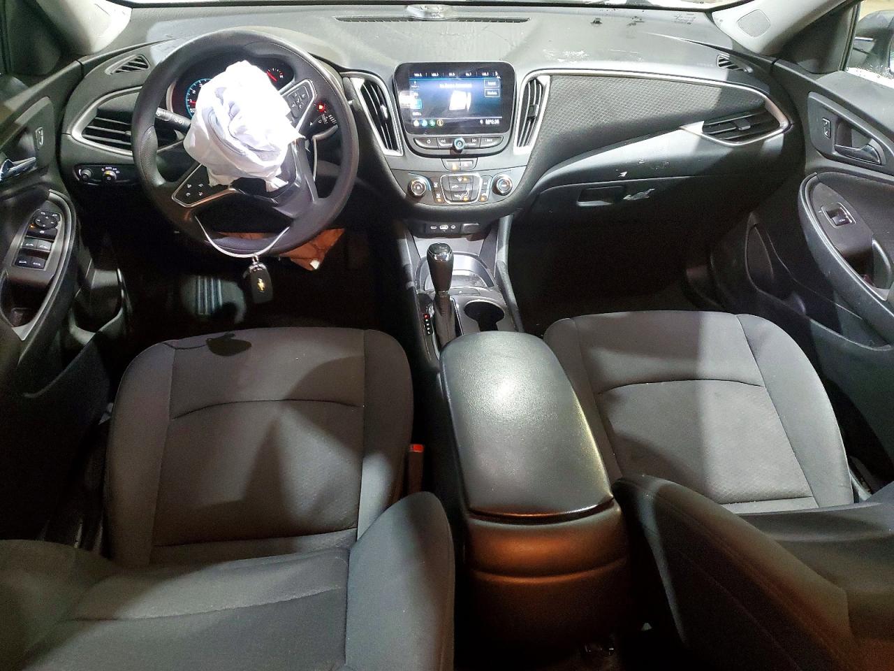 2020 CHEVROLET MALIBU LS photo 8