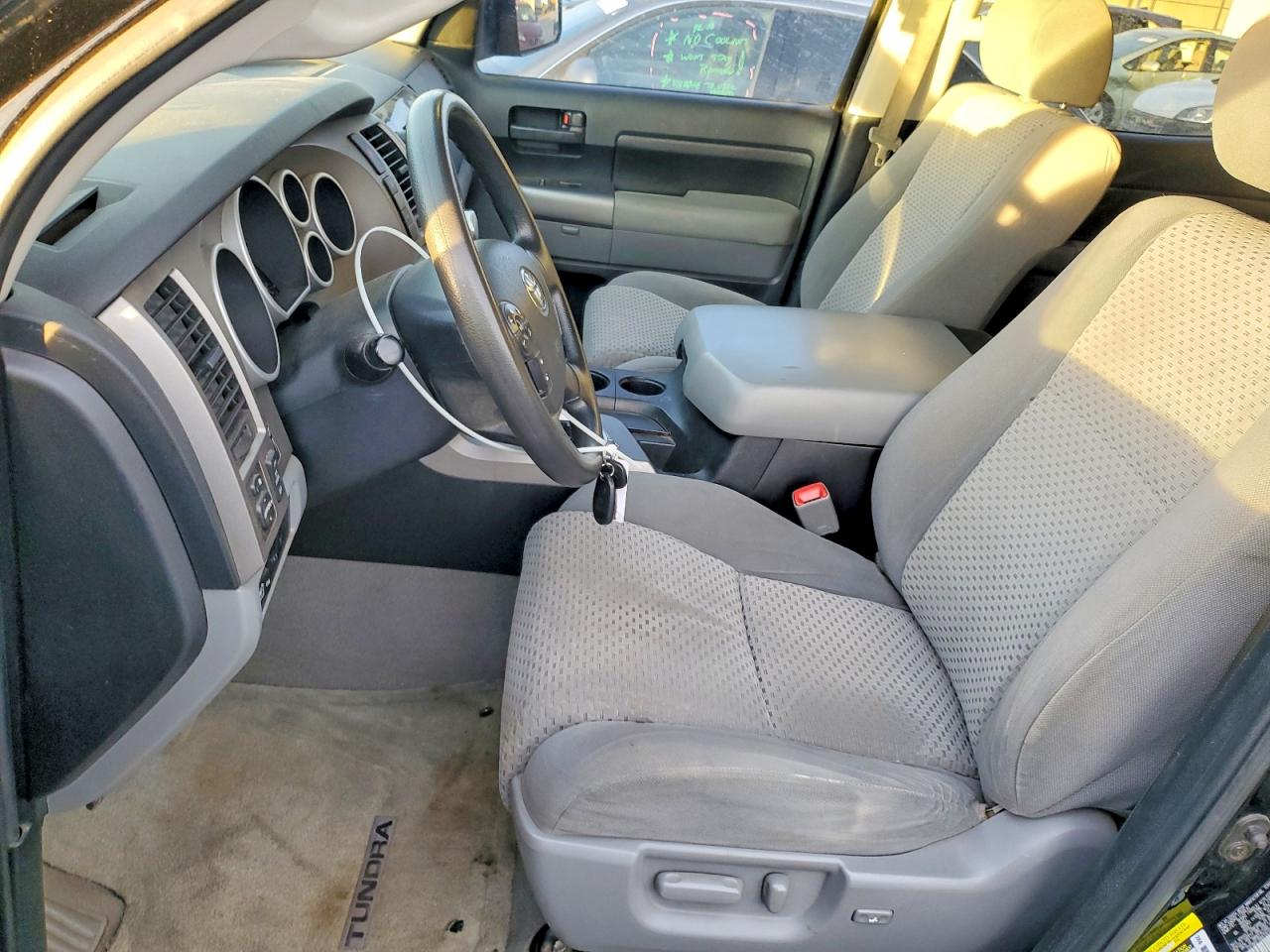 2010 TOYOTA TUNDRA CREWMAX SR5 photo 7