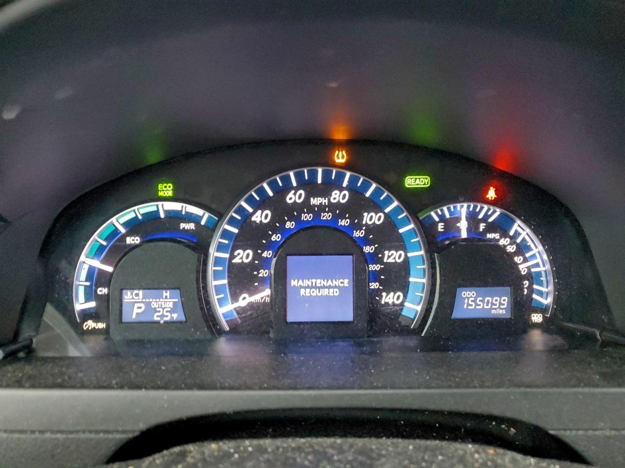 2013 TOYOTA CAMRY HYBRID photo 25