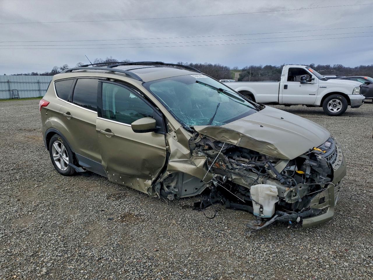 2013 FORD ESCAPE SE photo 4