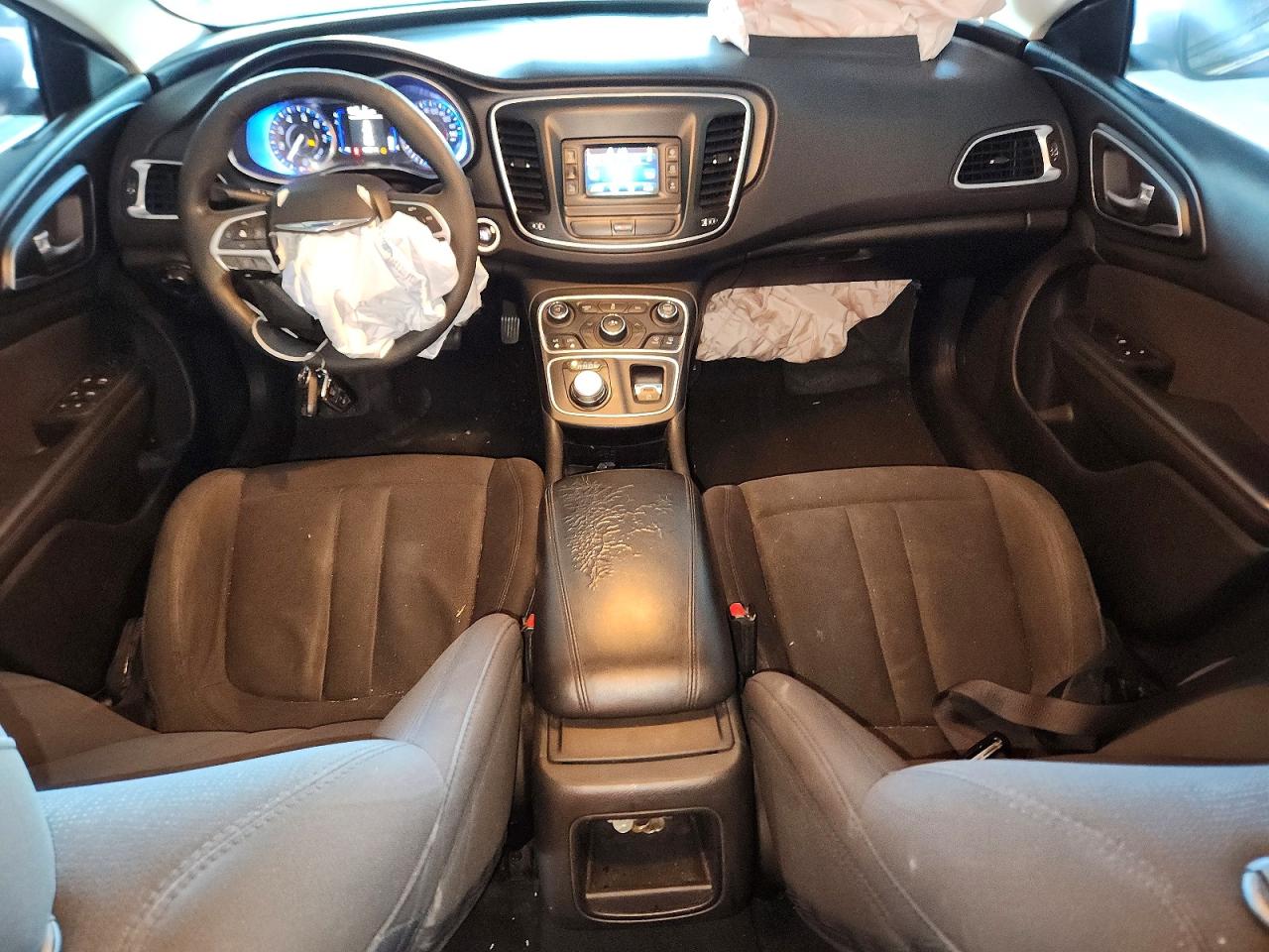 2015 CHRYSLER 200 LIMITED photo 8