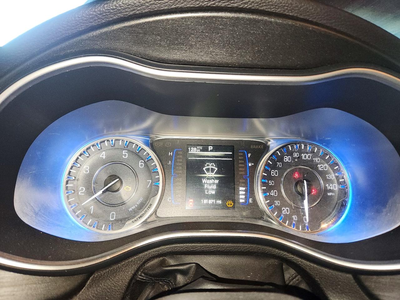 2015 CHRYSLER 200 LIMITED photo 9