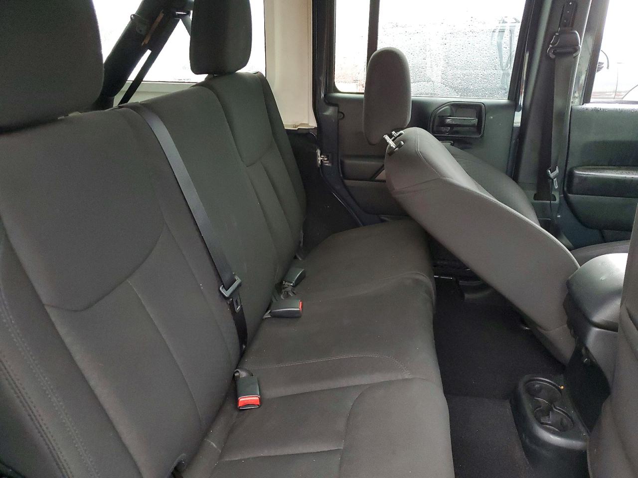 2016 JEEP WRANGLER UNLIMITED SPORT photo 11