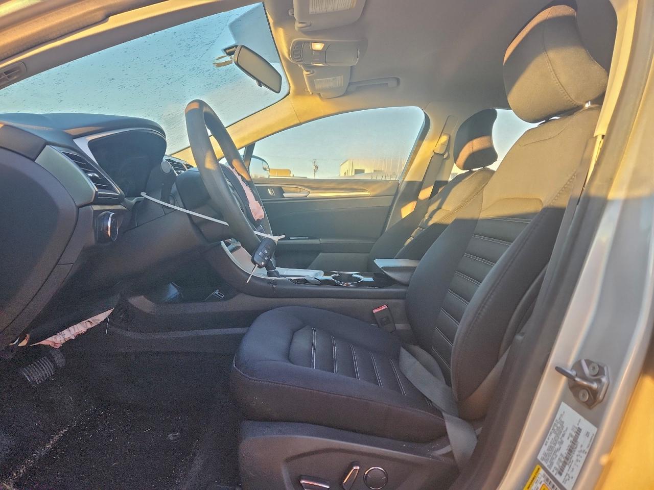 2015 FORD FUSION SE photo 7