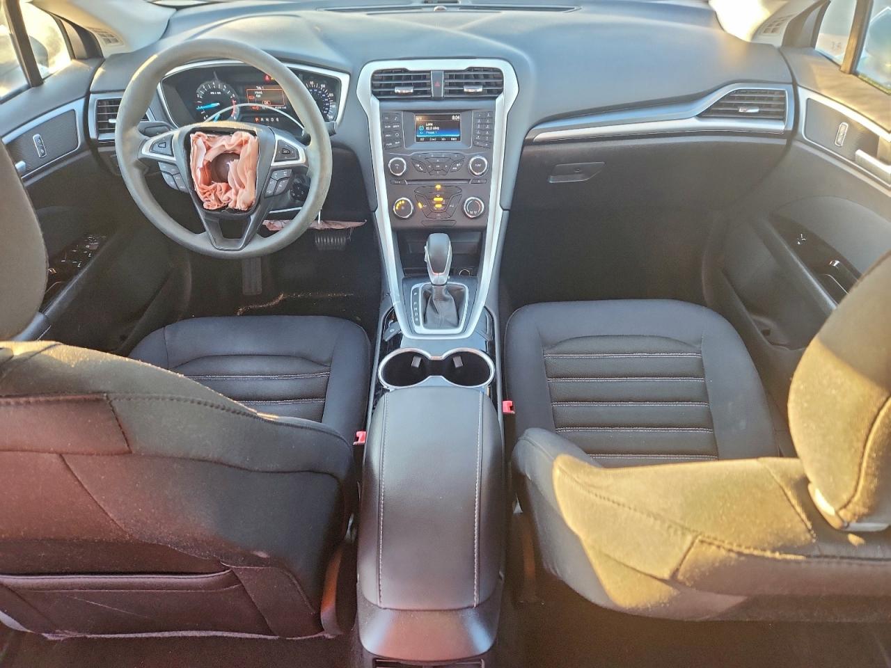 2015 FORD FUSION SE photo 8