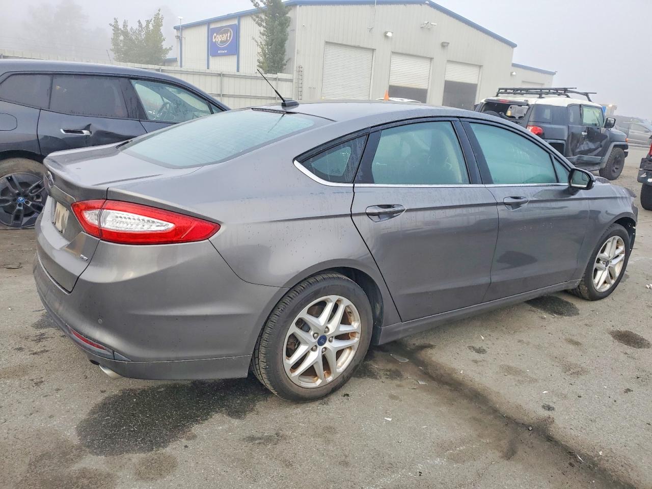2014 FORD FUSION SE photo 3