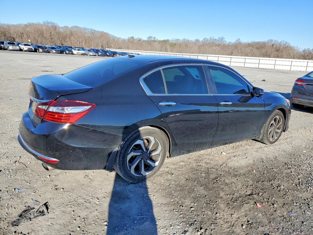 2017 HONDA ACCORD EXL photo 5