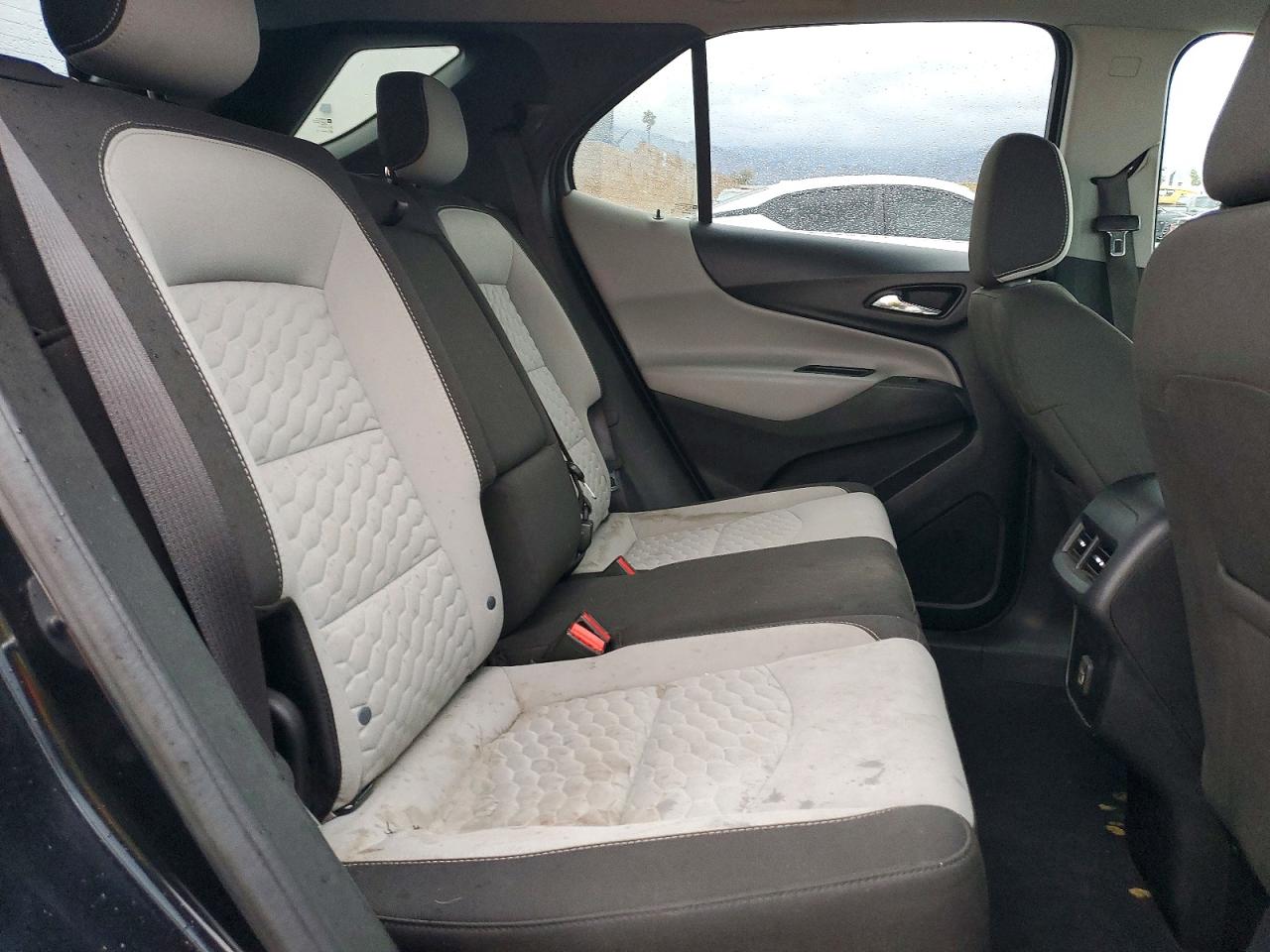 2020 CHEVROLET EQUINOX LS photo 11
