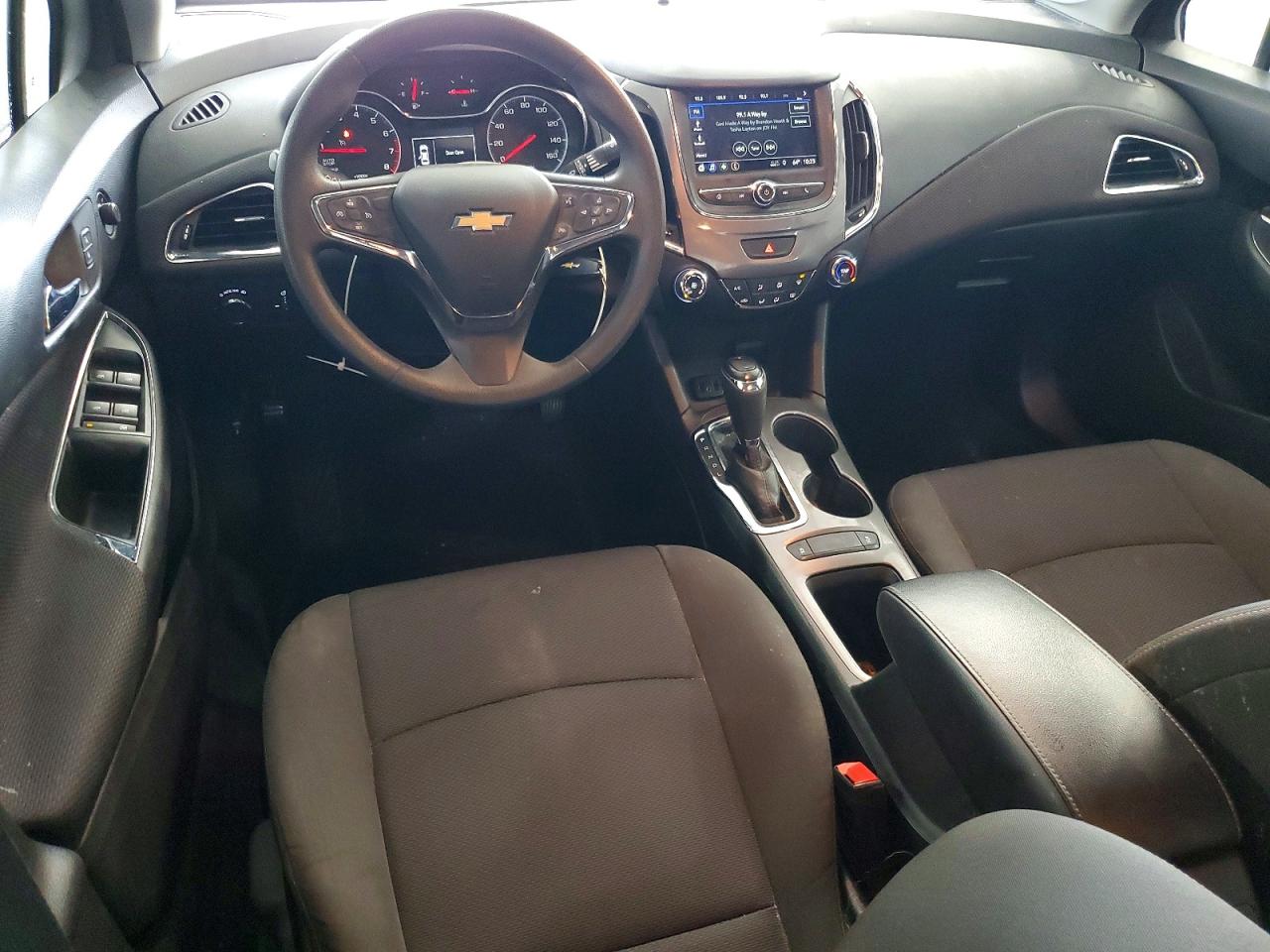 2019 CHEVROLET CRUZE LS photo 8