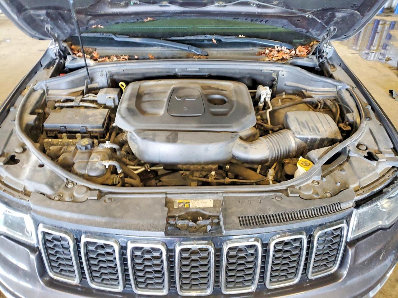 2019 JEEP GRAND CHEROKEE LIMITED photo 12