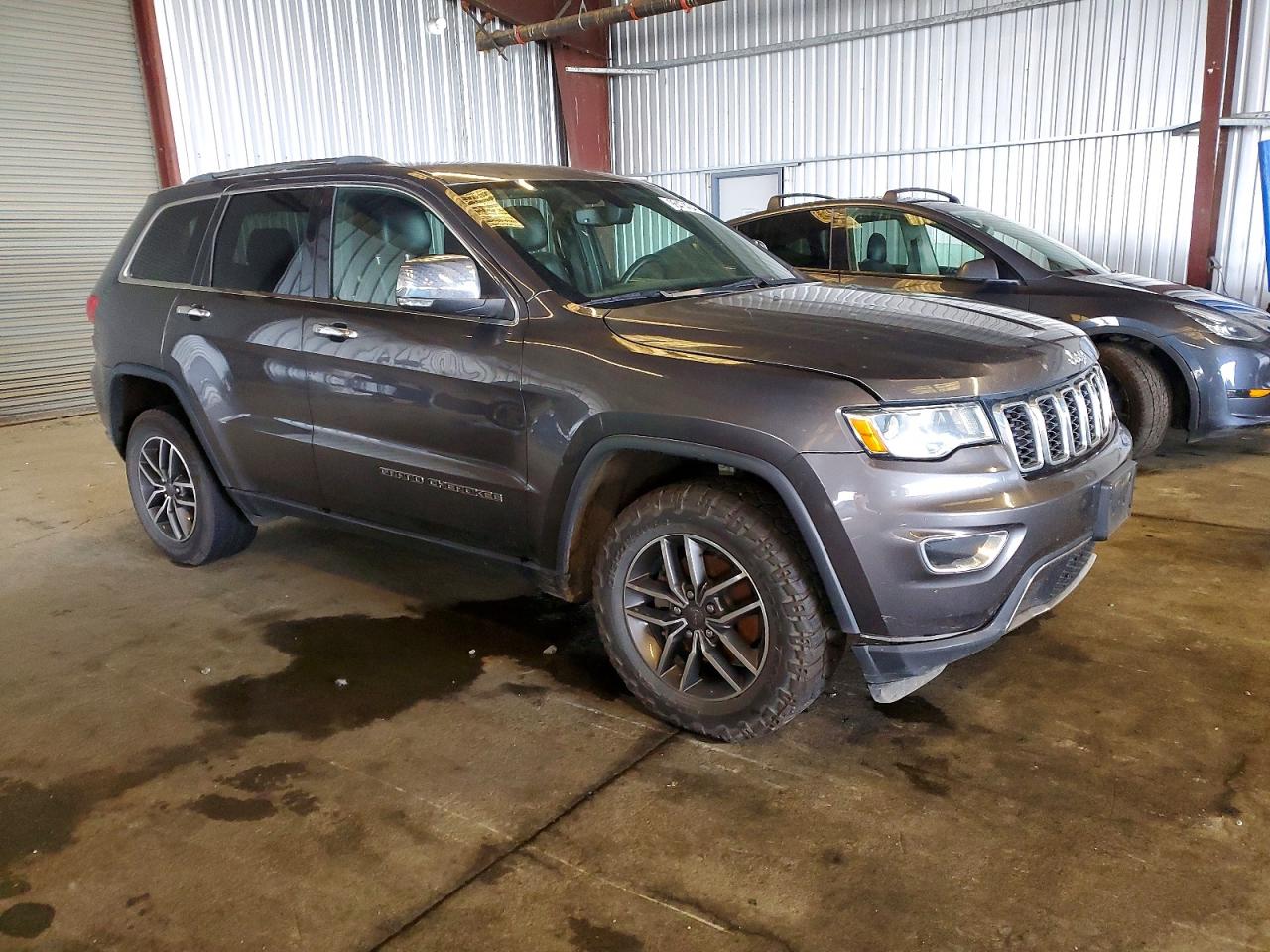 2019 JEEP GRAND CHEROKEE LIMITED photo 4