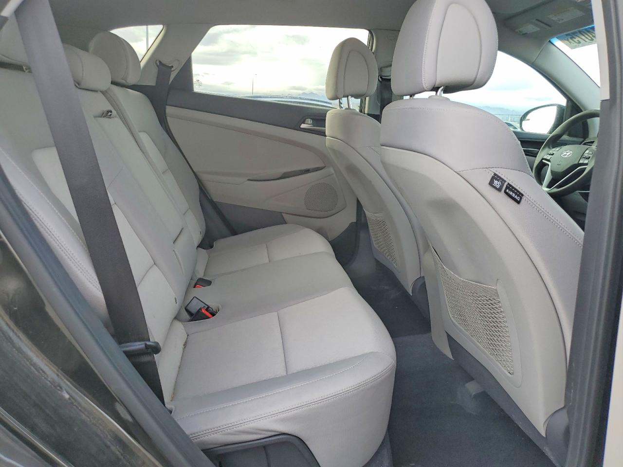 2018 HYUNDAI TUCSON SEL photo 11