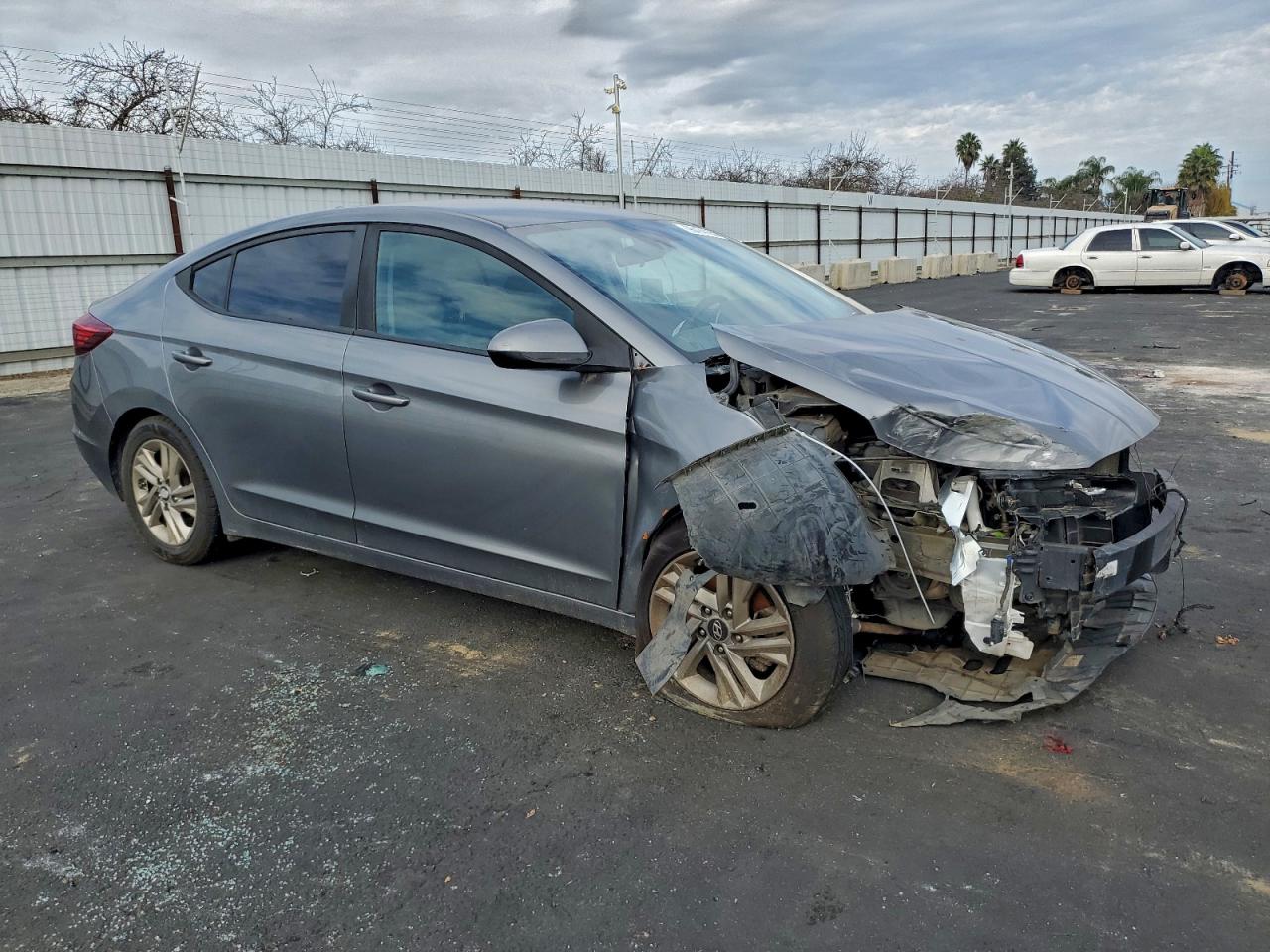 2019 HYUNDAI ELANTRA SEL photo 4