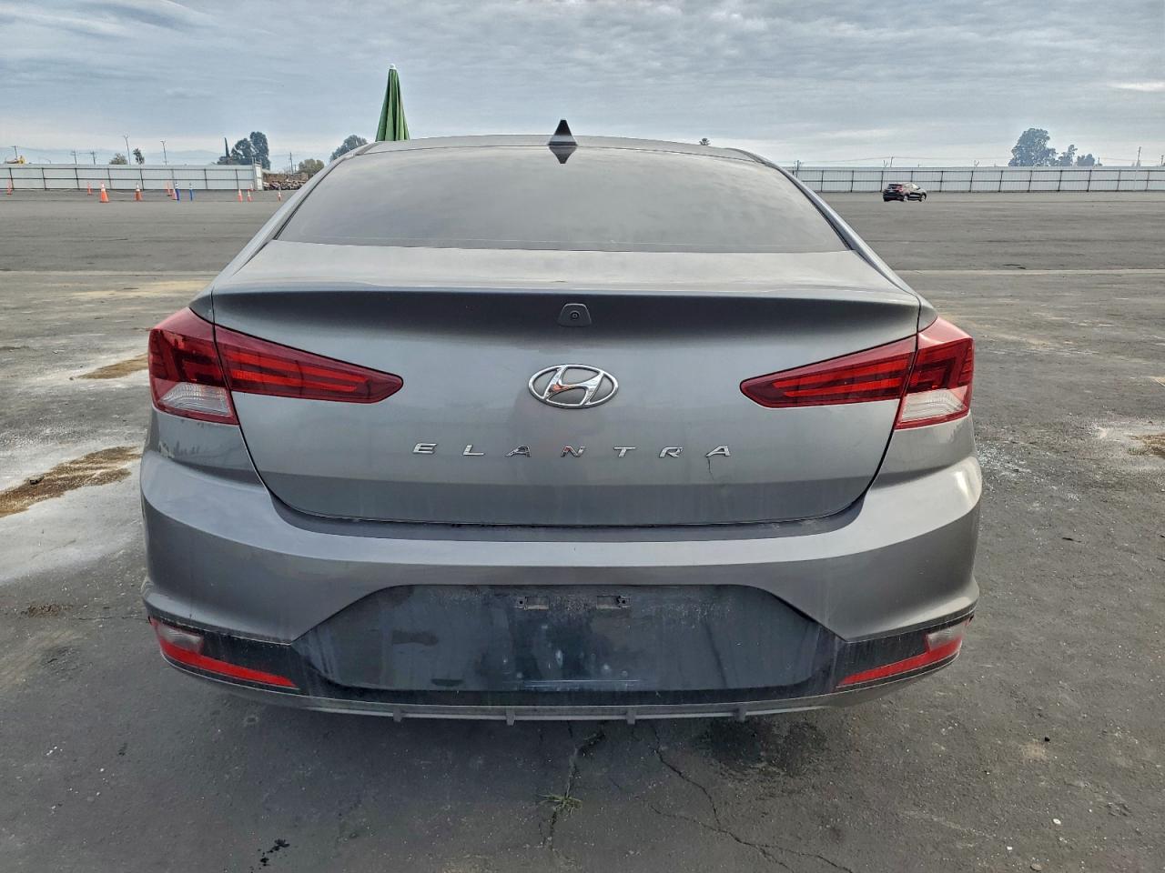 2019 HYUNDAI ELANTRA SEL photo 6