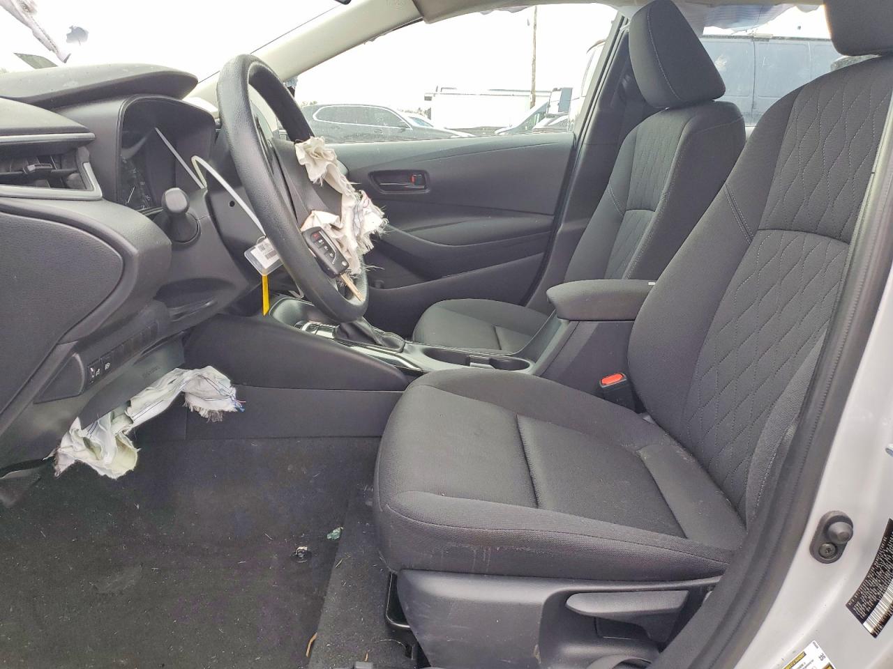 2024 TOYOTA COROLLA LE photo 19