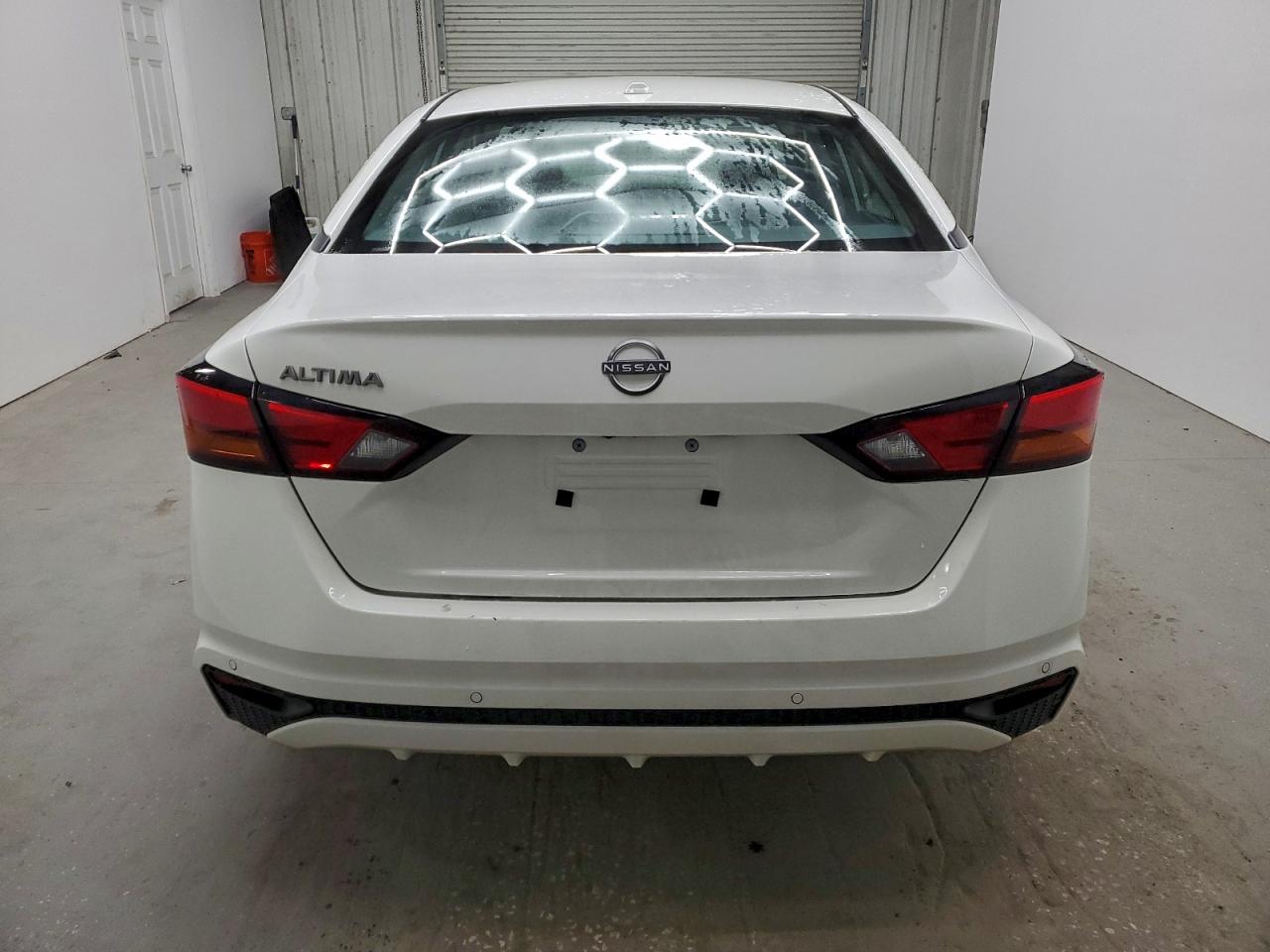 2025 NISSAN ALTIMA SV photo 16