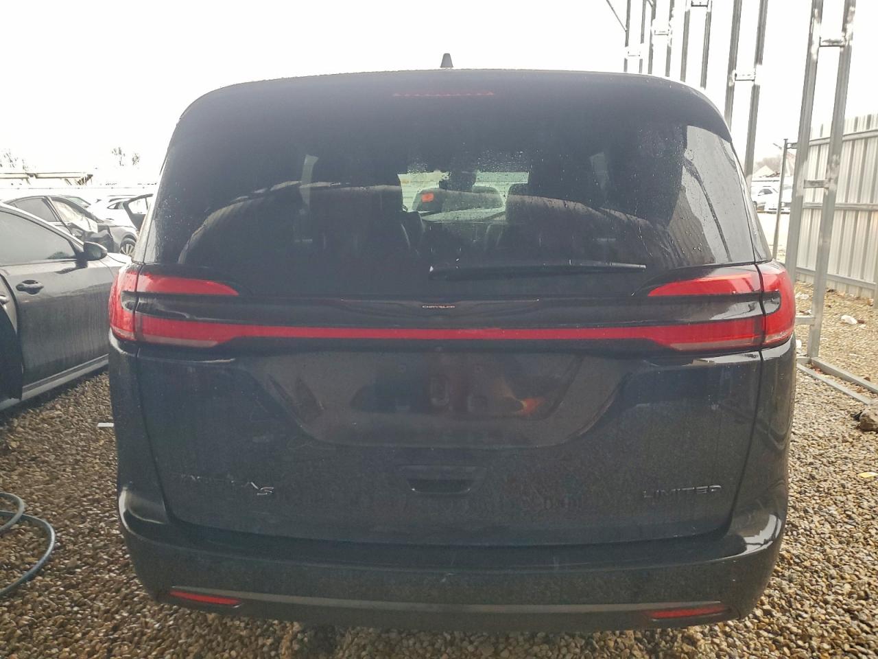 2025 CHRYSLER PACIFICA LIMITED photo 11