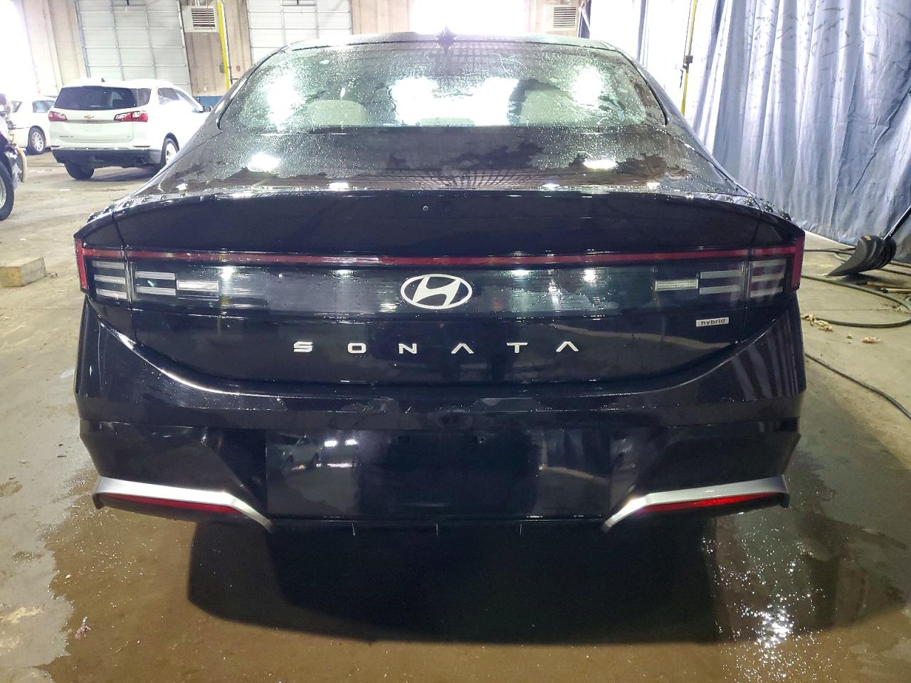2025 HYUNDAI SONATA HYBRID photo 11