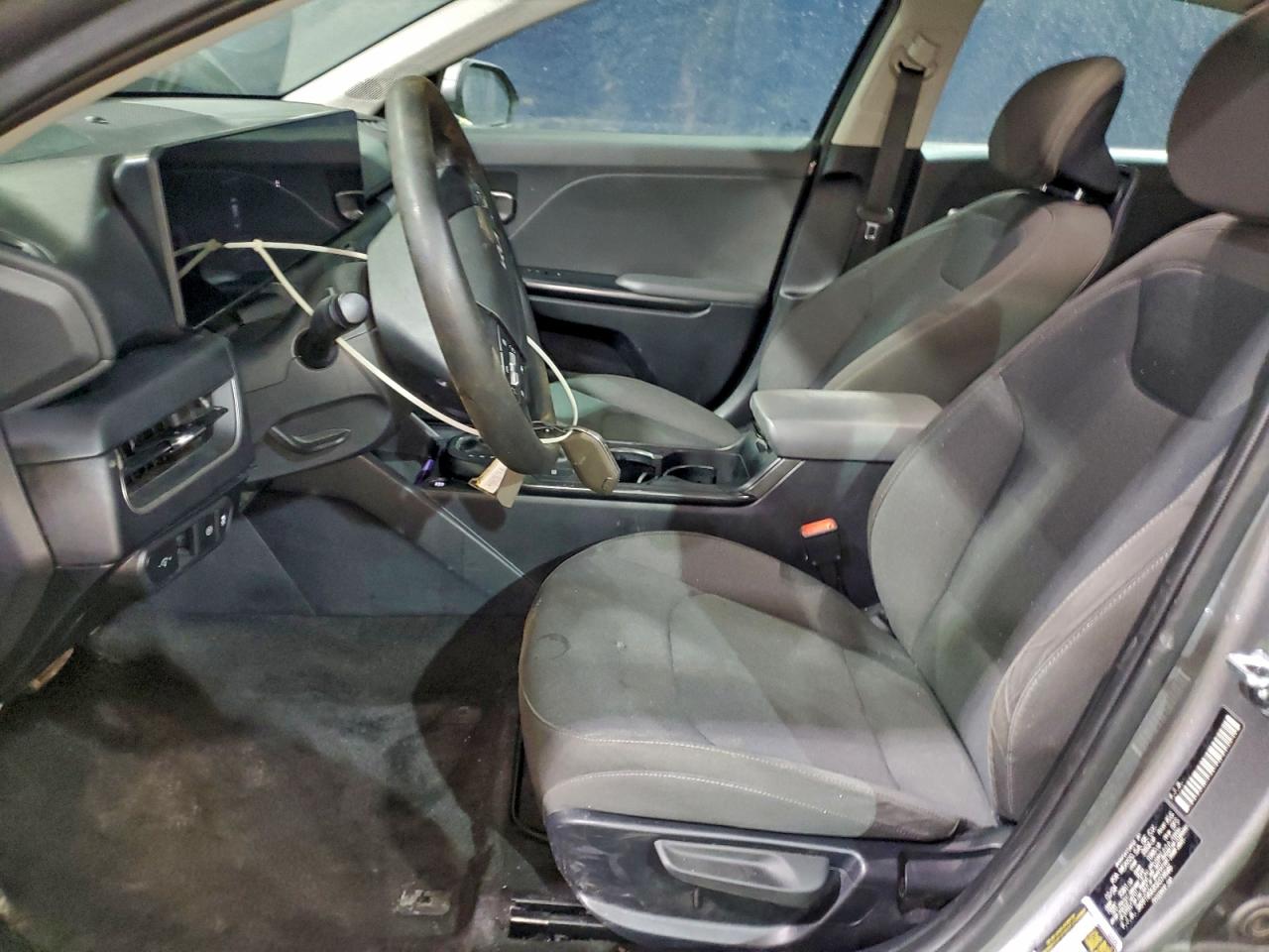 2025 KIA K4 LX photo 7