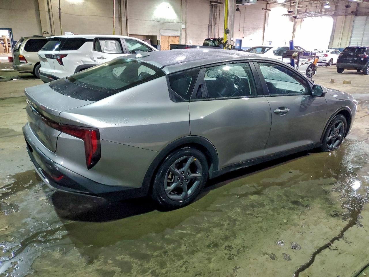 2025 KIA K4 LX photo 3
