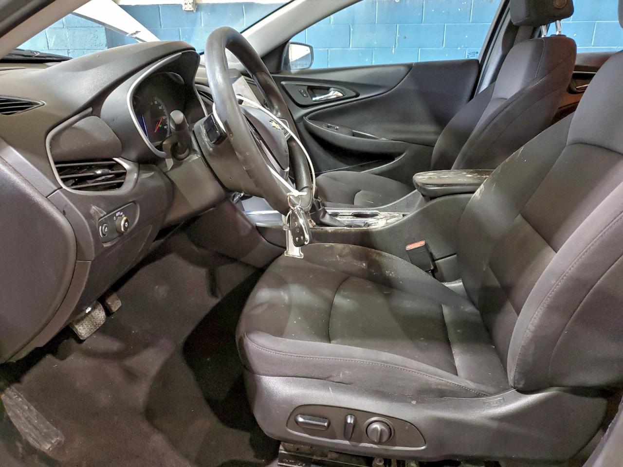 2023 CHEVROLET MALIBU LT photo 7
