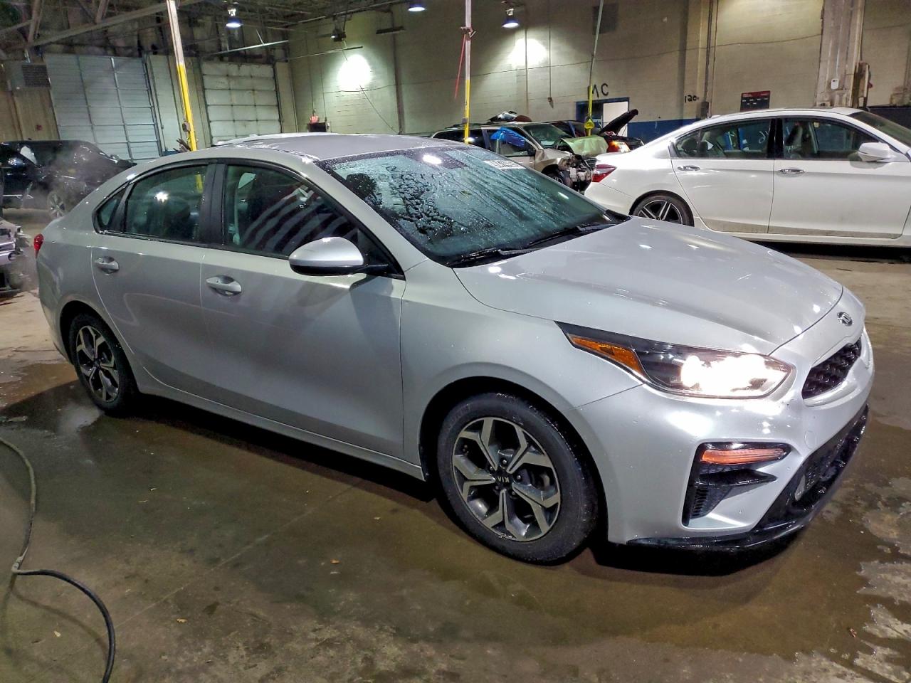 2021 KIA FORTE FE photo 4