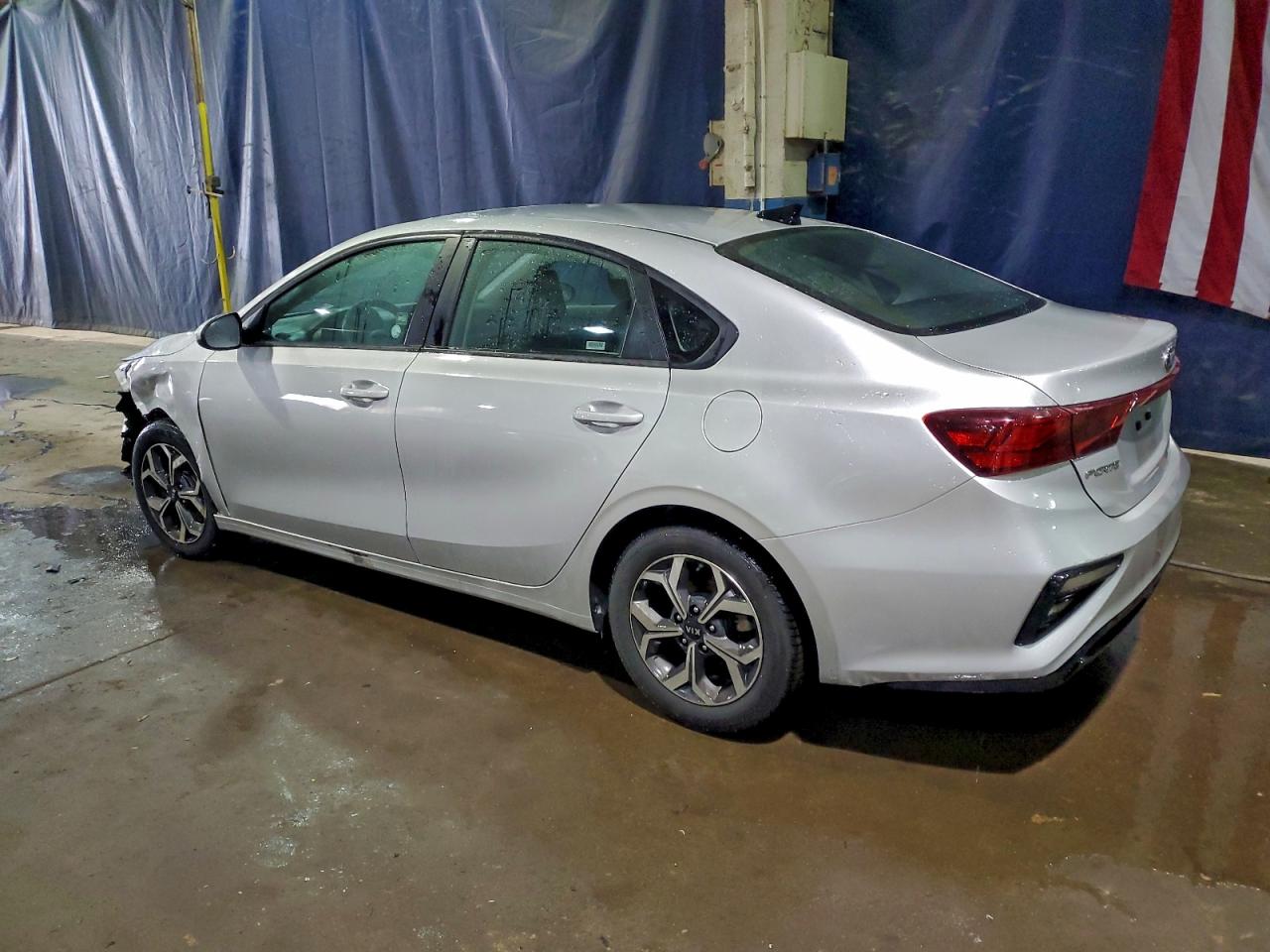 2021 KIA FORTE FE photo 2