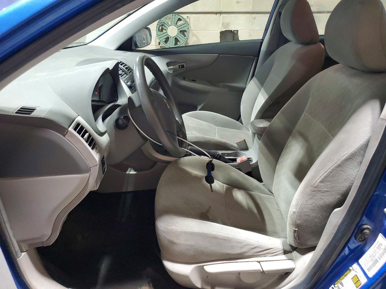 2009 TOYOTA COROLLA BASE photo 13