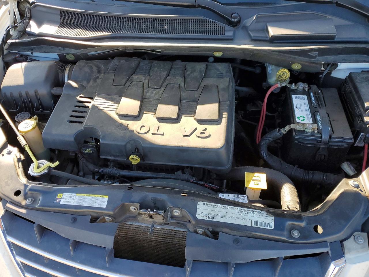 2010 CHRYSLER TOWN & COUNTRY TOURING PLUS photo 12