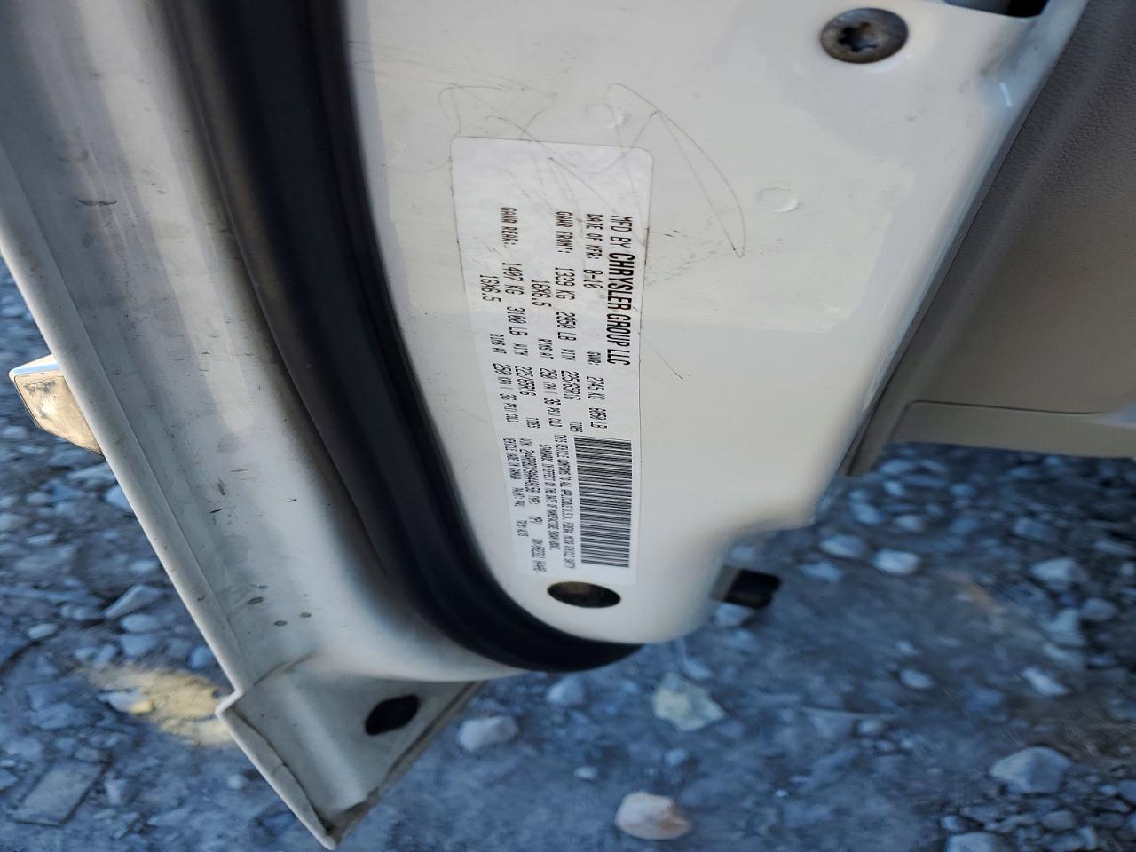 2010 CHRYSLER TOWN & COUNTRY TOURING PLUS photo 13