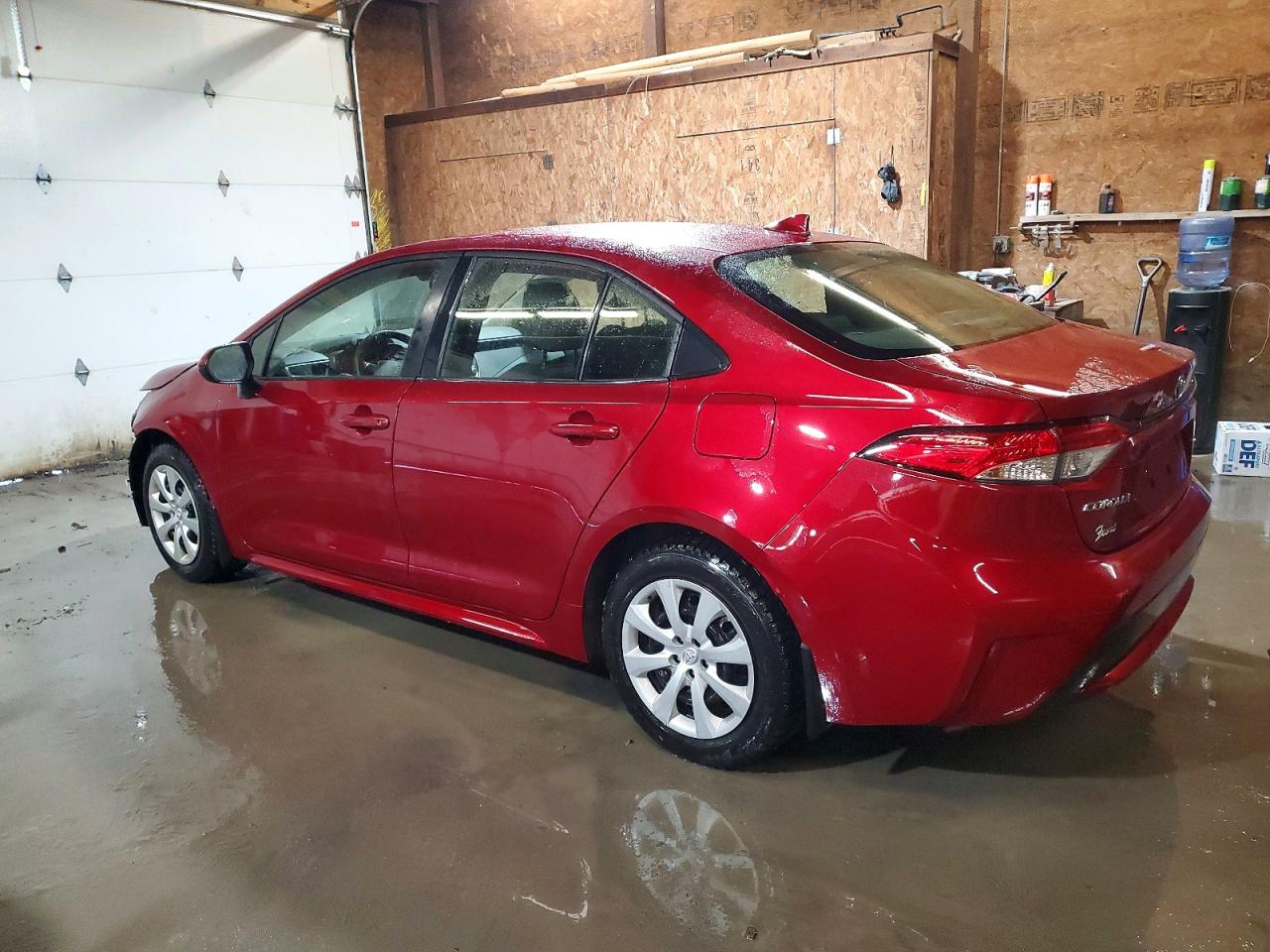 2022 TOYOTA COROLLA LE photo 2