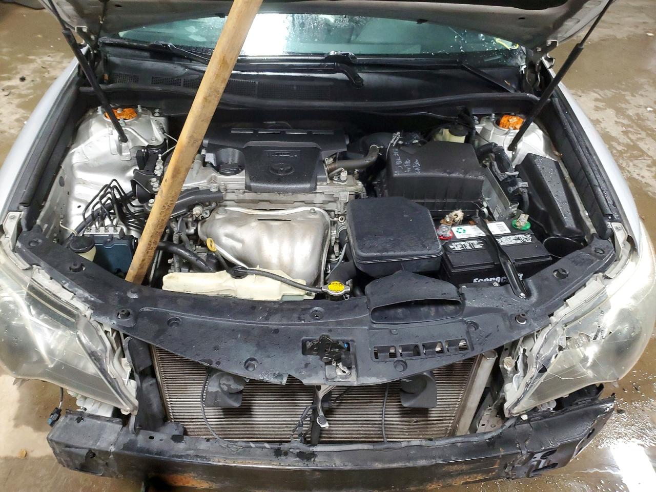 2014 TOYOTA CAMRY SE photo 31