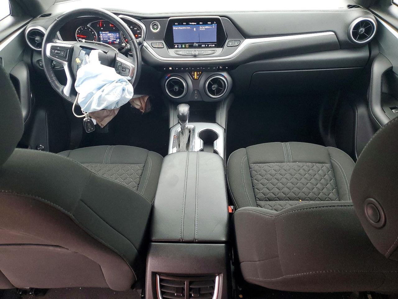 2020 CHEVROLET BLAZER 2LT photo 15