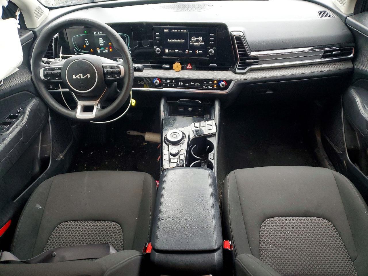 2023 KIA SPORTAGE LX photo 8