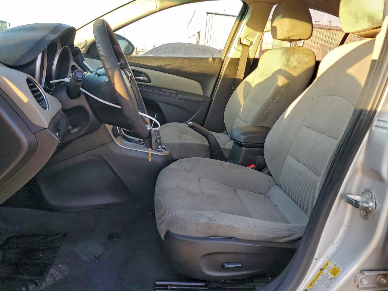 2015 CHEVROLET CRUZE LT photo 7